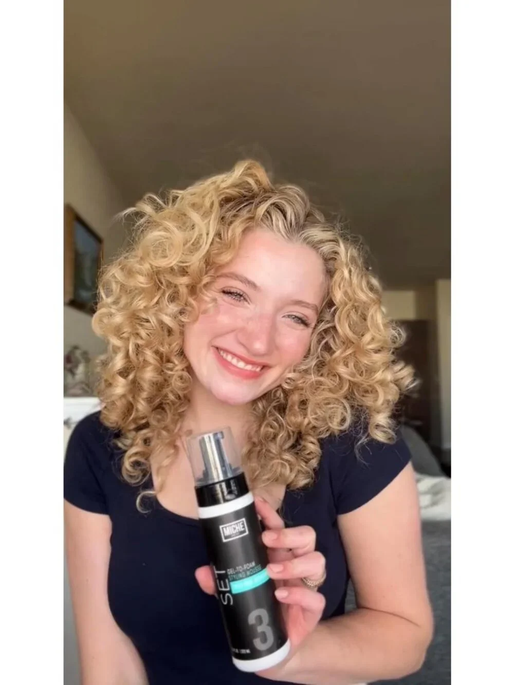 Lightweight Gel to Foam Mousse - Long-Lasting Hold, Frizz Control, All Hair